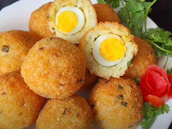 chả cá bọc trứng cút chiên Nhật Tân