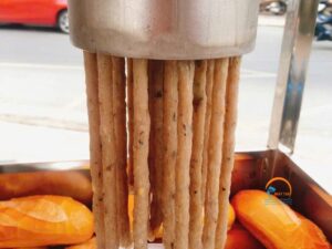 chả cá sợi làm bánh mì